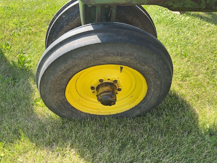 john-deere-730-image-10