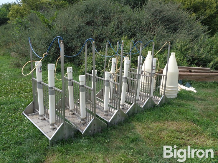 stainless-steel-tube-feeders-image-1
