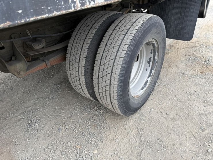 2006-ford-f350-xl-image-11