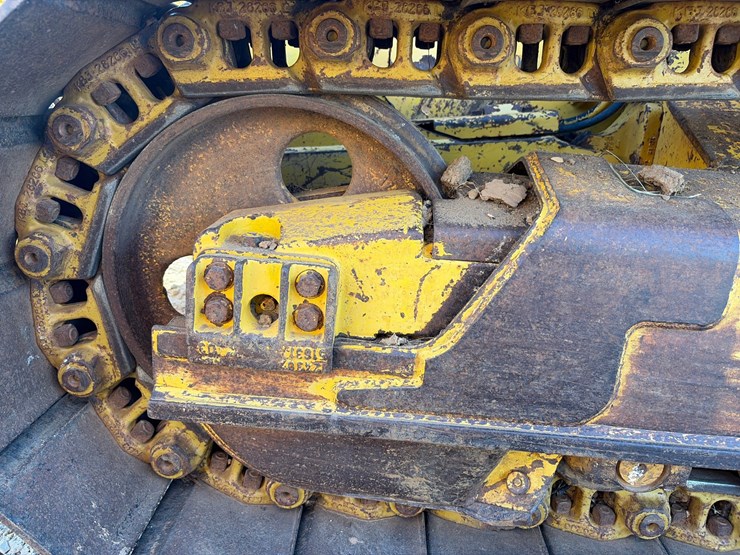 komatsu-d41e-6-image-4