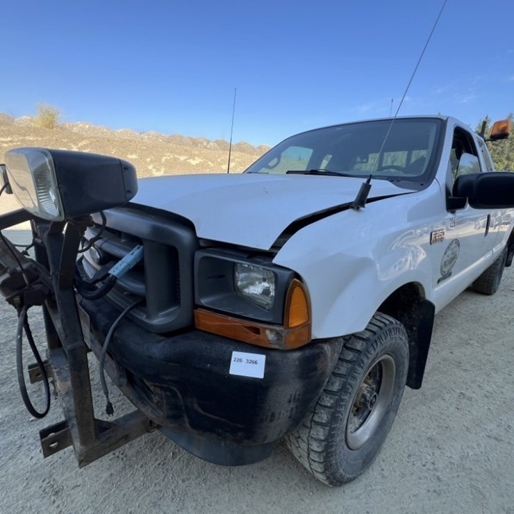 2001 FORD F250 SD
