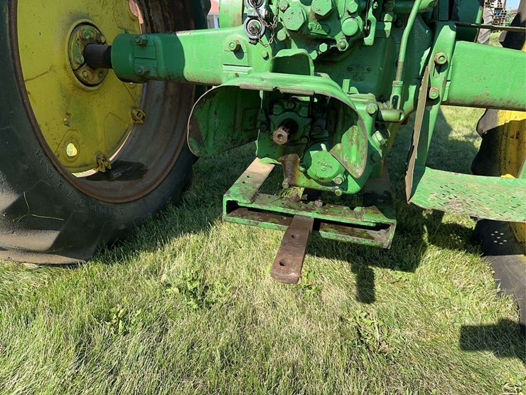 john-deere-70-image-21