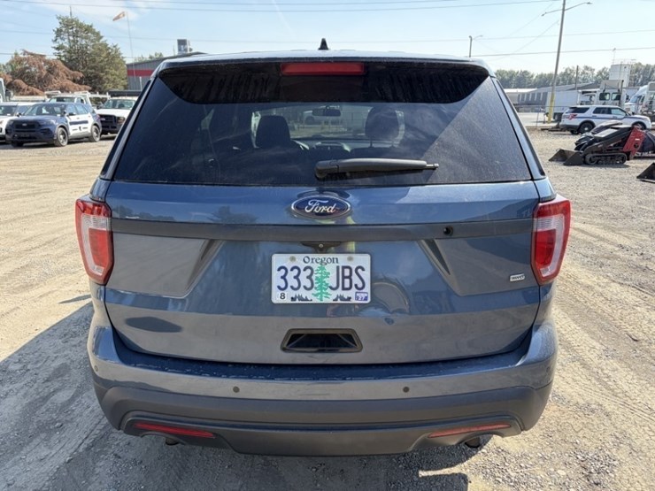 2017-ford-explorer-image-5