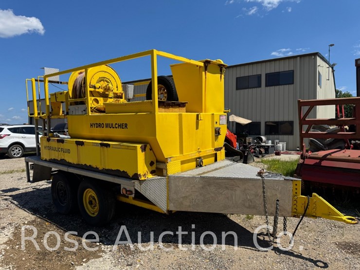 hydro-seeder-caterpillar-engine-(new-kent,-va)-image-8