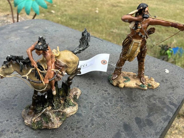 #133-•-(2)-indian-statue-w/bow-&-arrows-image-1
