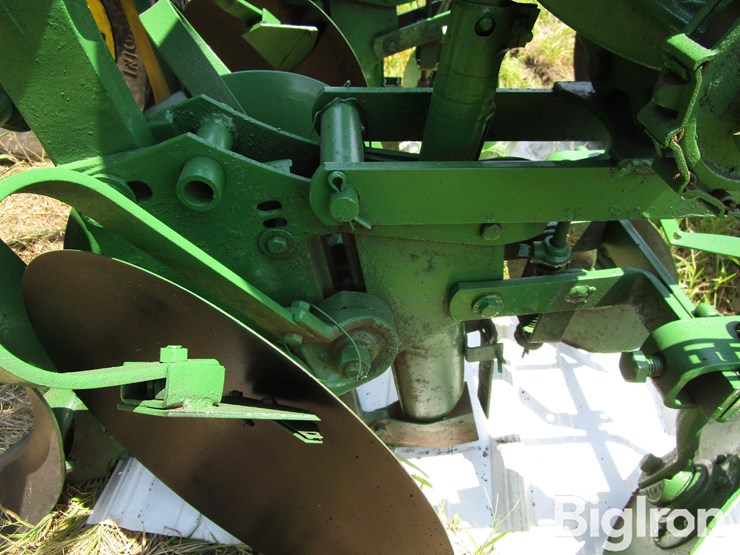 john-deere-71-image-11