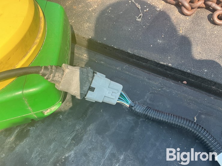 john-deere-7000-image-7