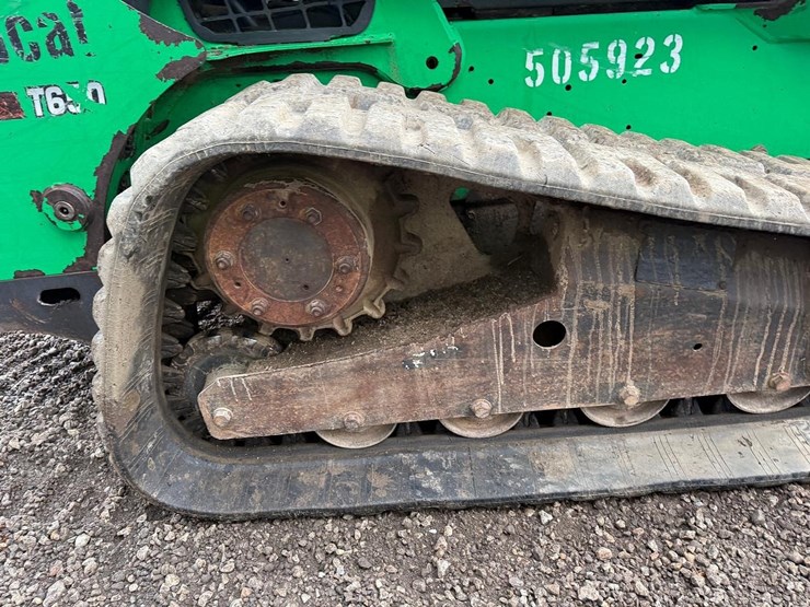 2013-bobcat-t650-image-13