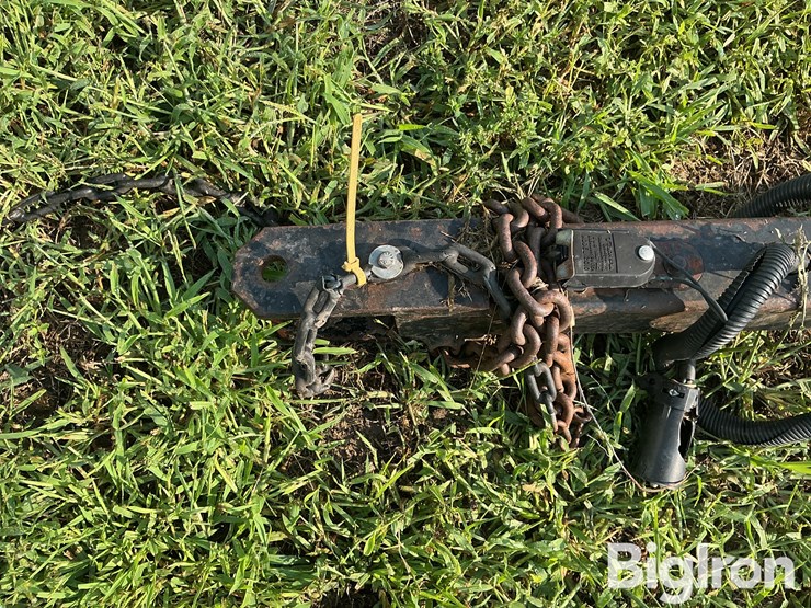 john-deere-630f-image-9