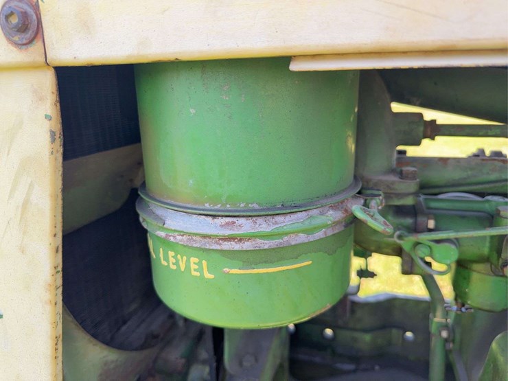 john-deere-70-image-21