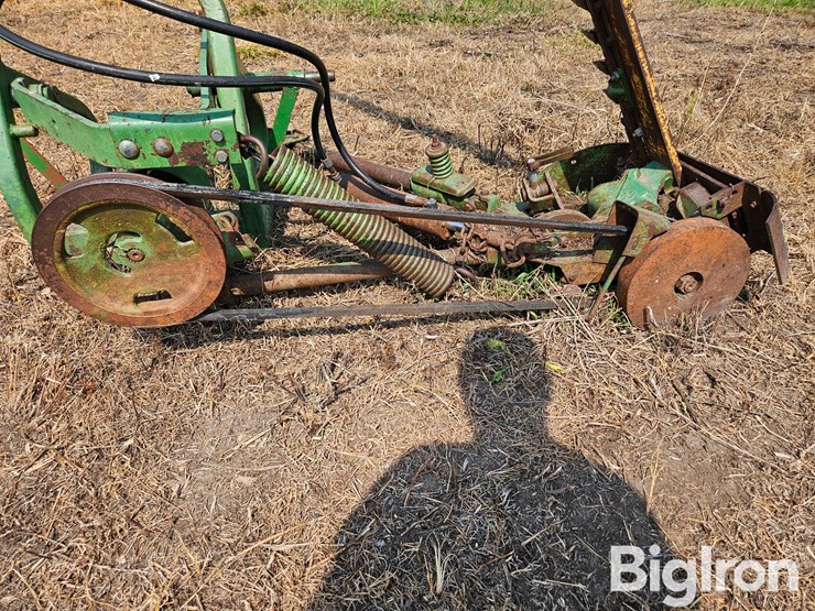 john-deere-350-image-15