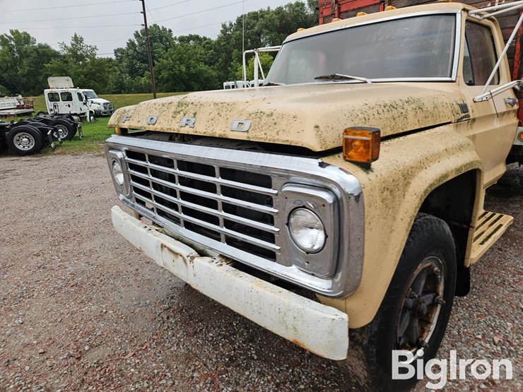 1976-ford-f600-image-14