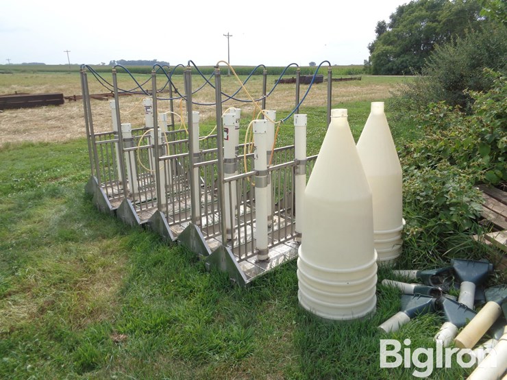 stainless-steel-tube-feeders-image-7