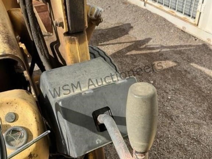 massey-ferguson-40e-image-21