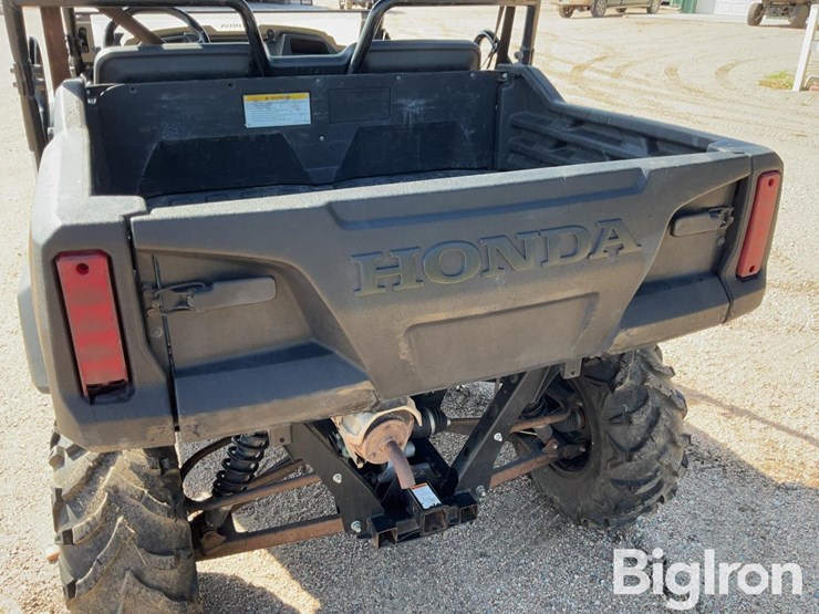 2021-pioneer-4x4-image-16