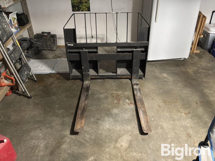 bobcat-pallet-fork-image-2