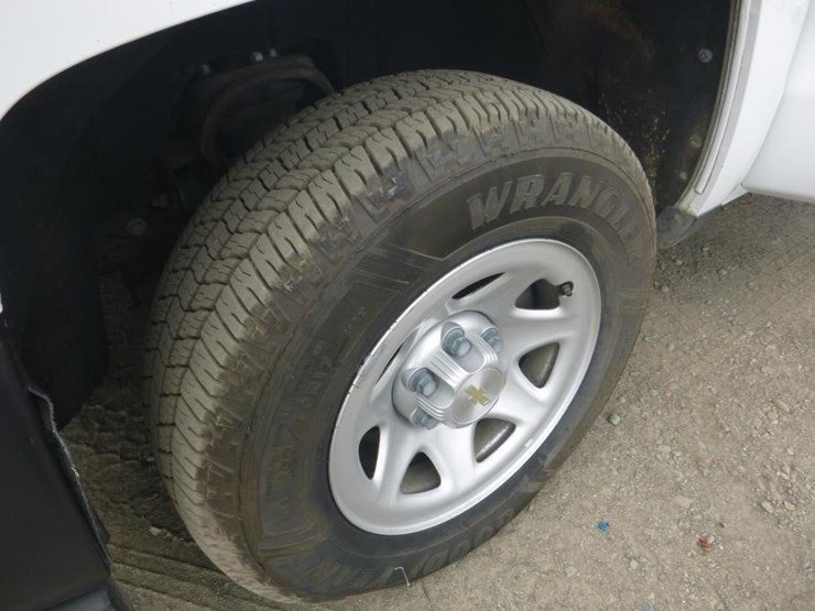 2019-chevrolet-1500-image-13