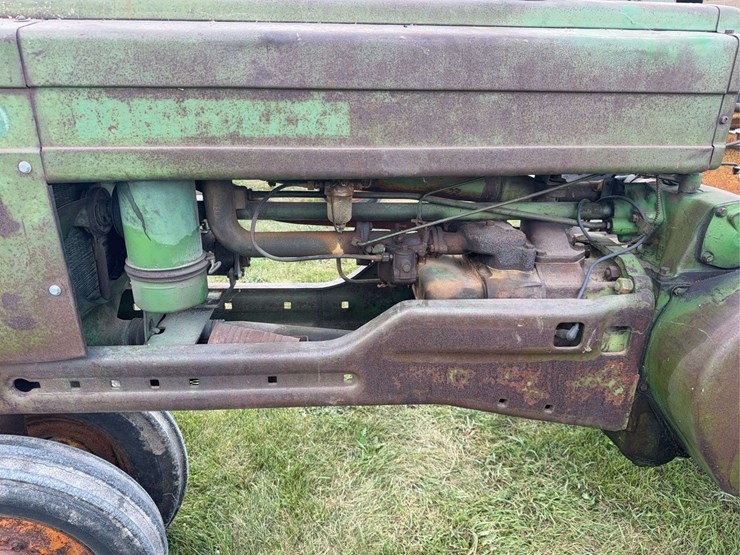 john-deere-b-image-19