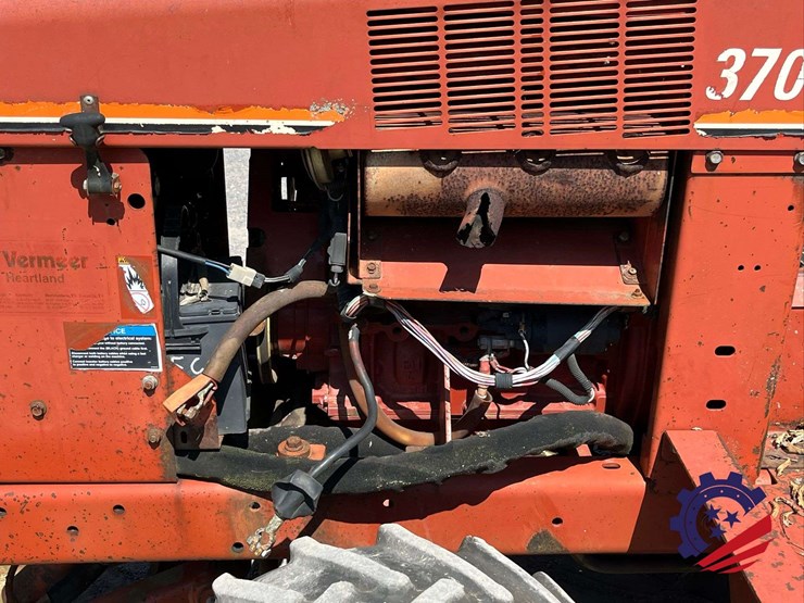 2001-ditch-witch-3700-image-25