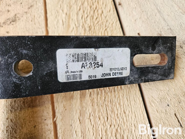 john-deere-7000-image-8