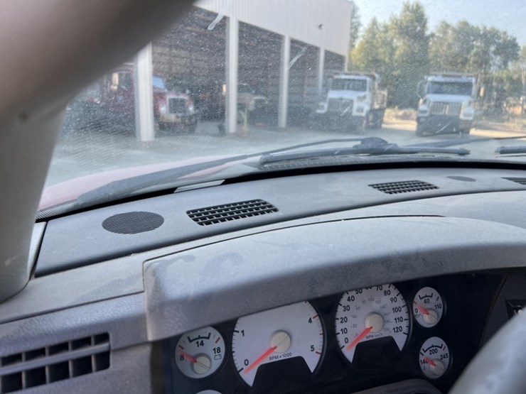 2009-dodge-ram-2500-image-14