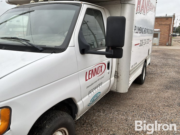 2006-ford-e450-image-14