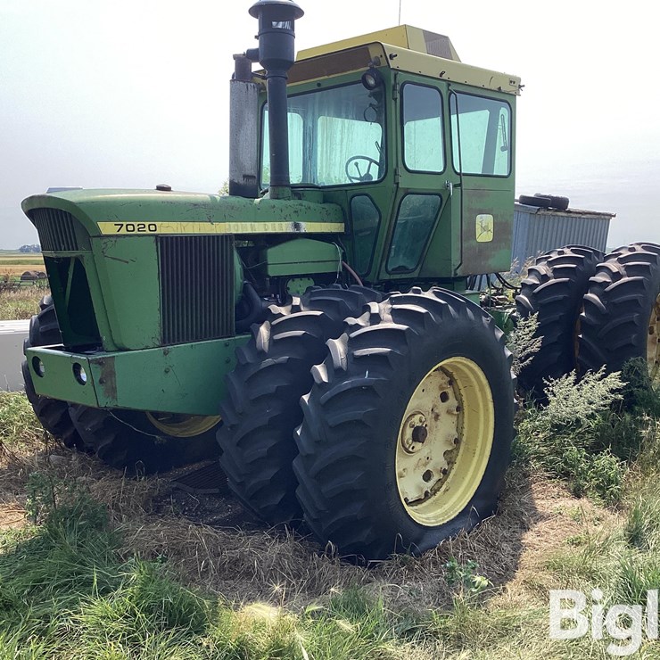 1973 JOHN DEERE 7020