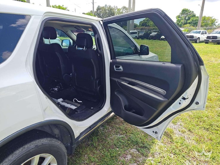 2019-dodge-durango-image-38