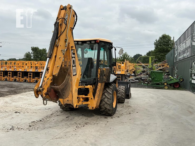 2016-jcb-3cx14-image-4