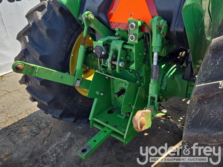 2016-john-deere-5055e-image-20
