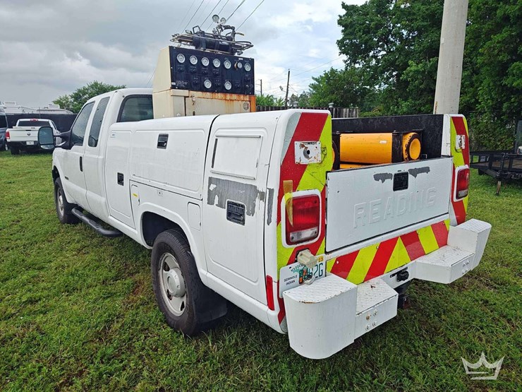 2006-ford-f350-image-4