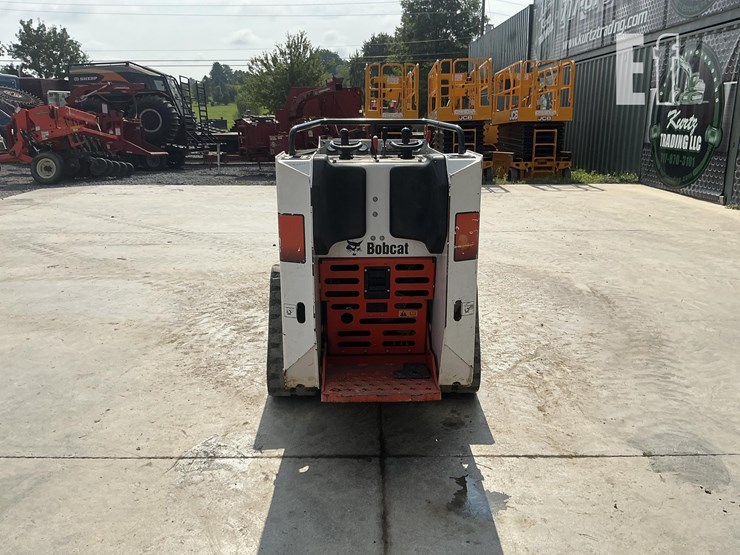 2019-bobcat-mt85-image-3
