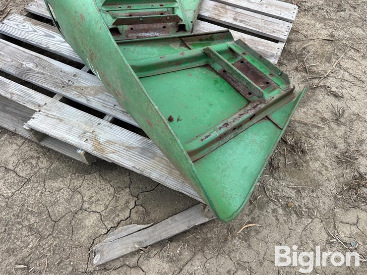 john-deere-10-image-16