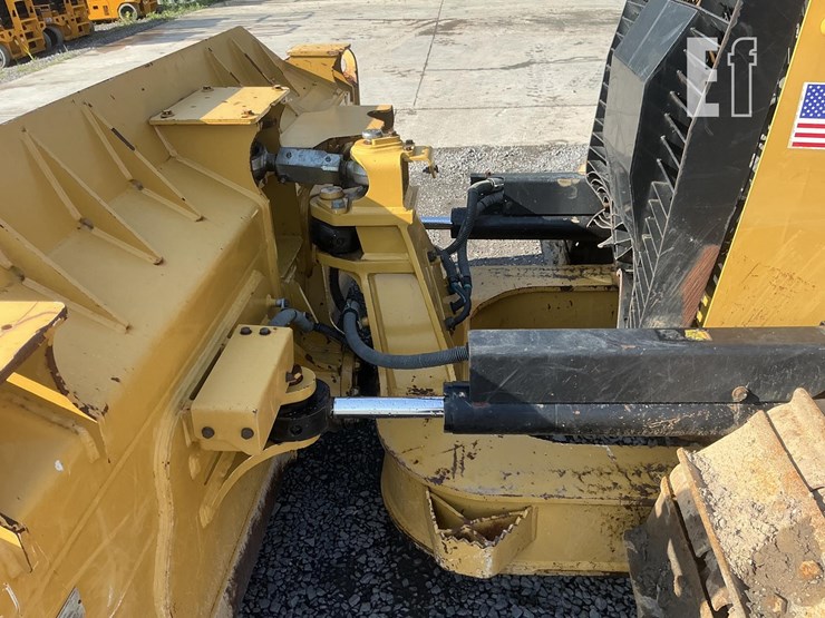 2019-caterpillar-d6k2-xl-image-11