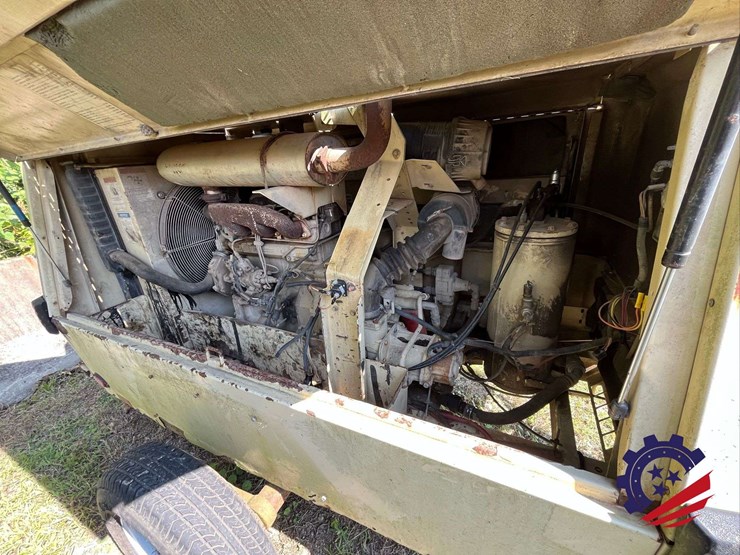 2000-ingersoll-rand-p130wjd-air-compressor-image-23