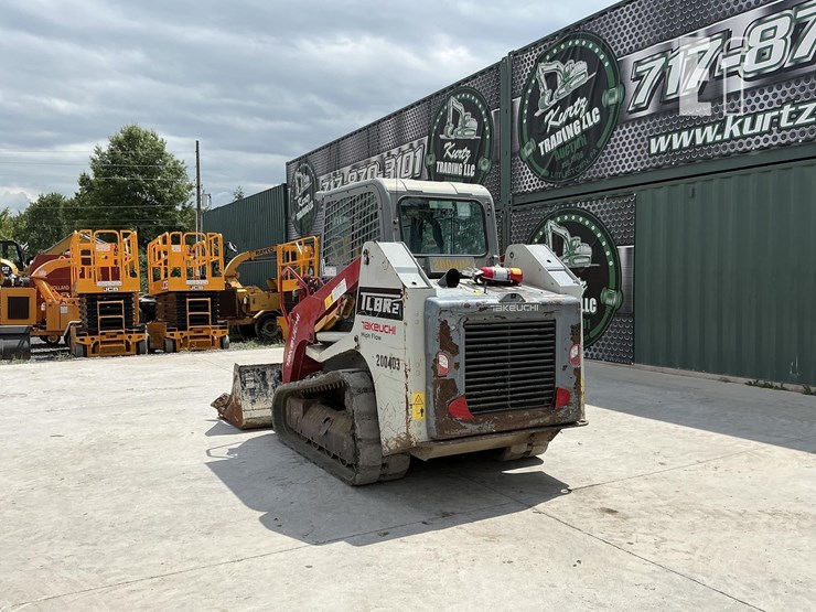 2020-takeuchi-tl8r2-image-2