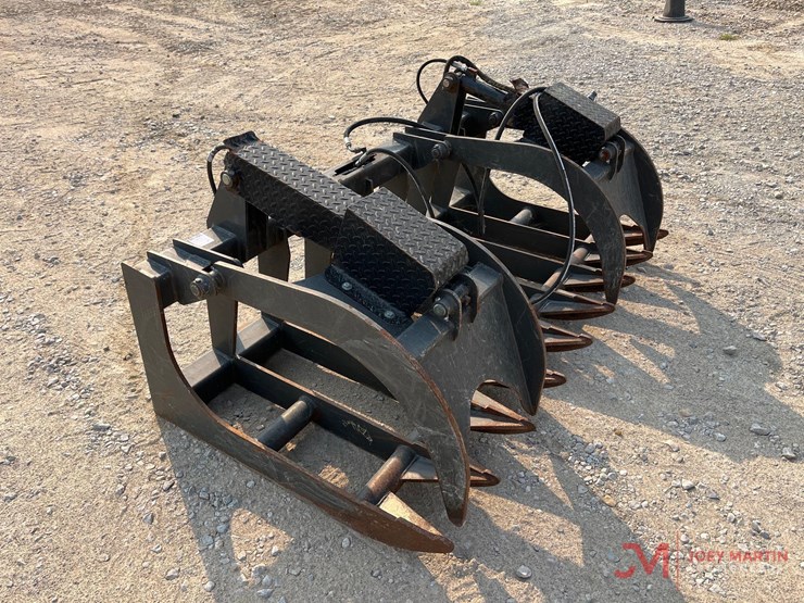 cid-xrg72-72"-root-grapple-skid-steer-attachment-image-1