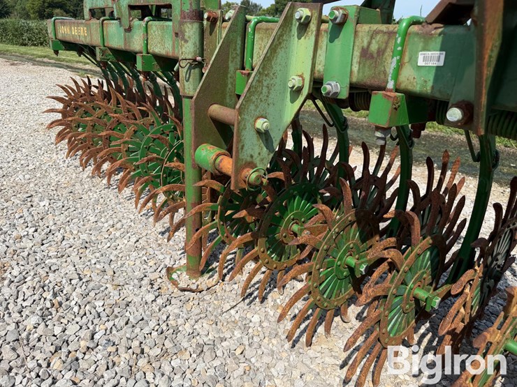 john-deere-400-image-16
