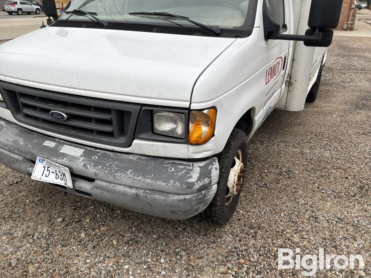 2006-ford-e450-image-13