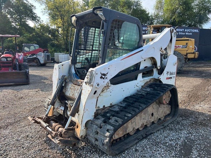 2014-bobcat-t750-image-1