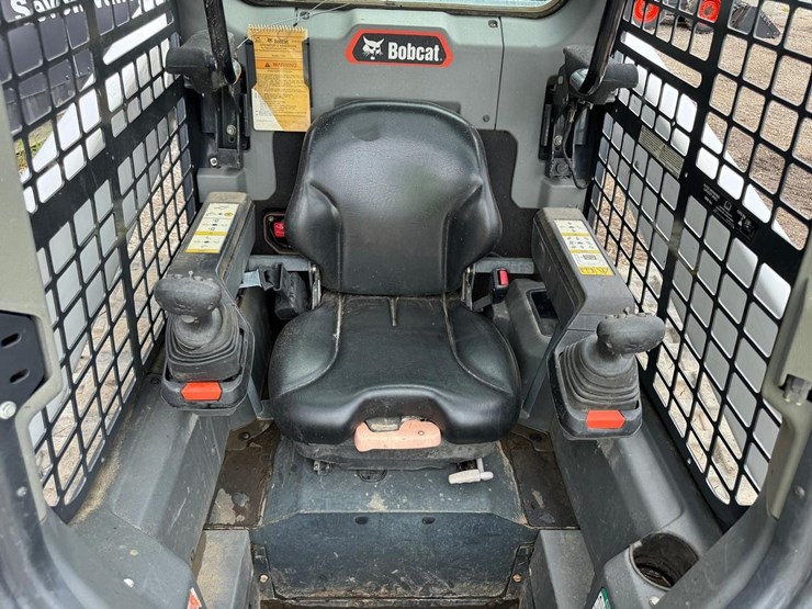 2023-bobcat-t76-image-22