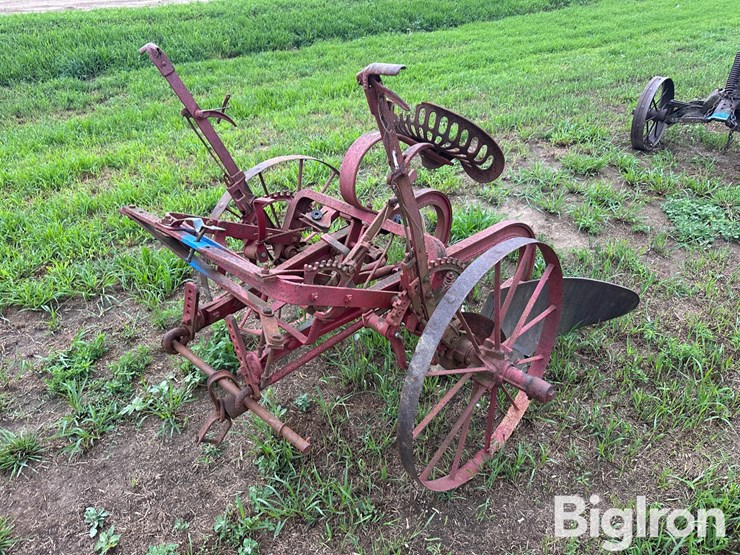 mccormick-2-image-1
