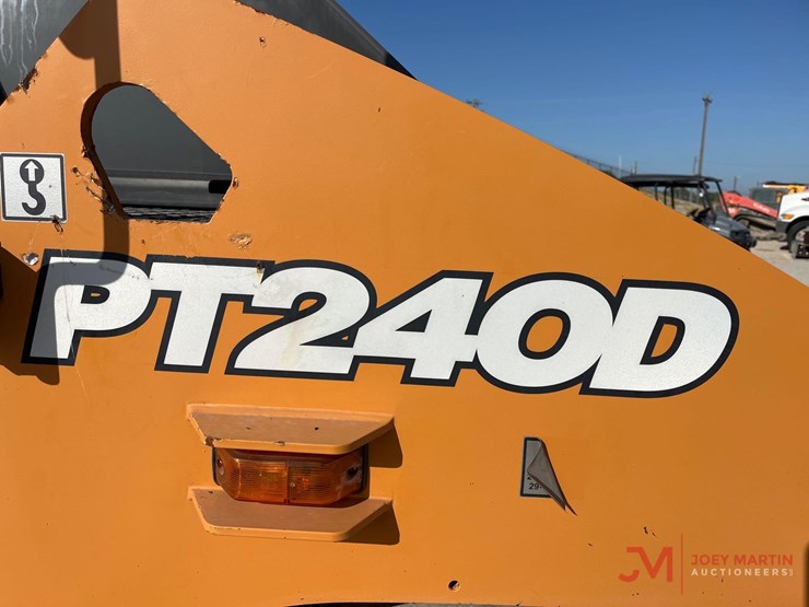 2023-case-pt240d-image-9