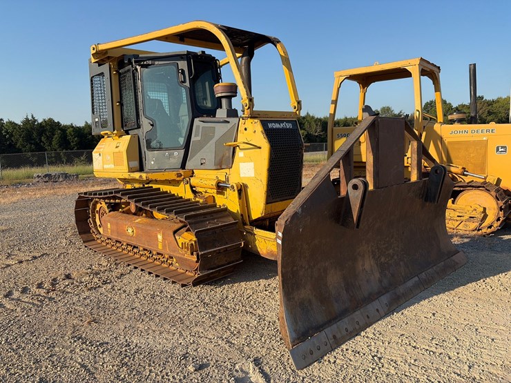 komatsu-d41e-6-image-15