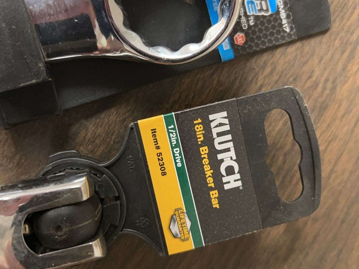 assortment-of-hand-tools-with-powerbuilt-and-klutch-models-image-1