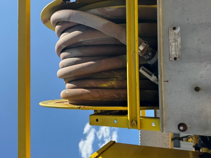 hydro-seeder-caterpillar-engine-(new-kent,-va)-image-12