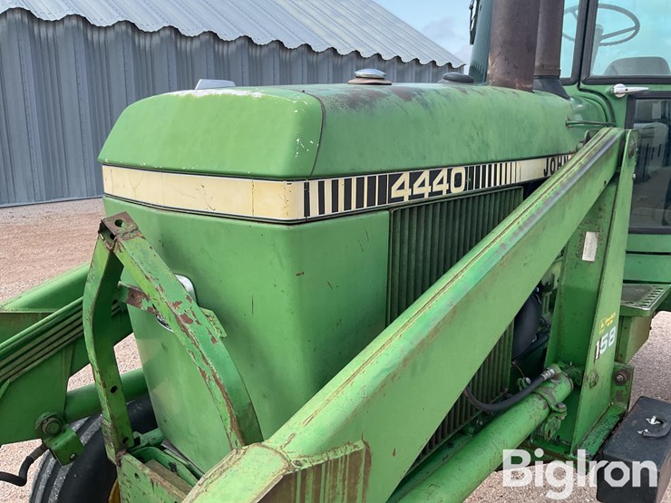 1981-john-deere-4440-image-10