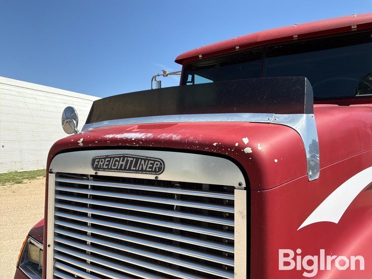 1995-freightliner-fld112-image-11