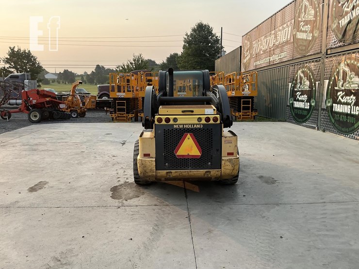 2016-new-holland-l228-image-3