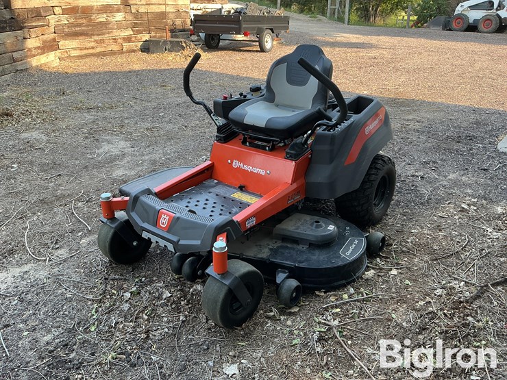 husqvarna-z-254f-zero-turn-lawn-mower-image-1